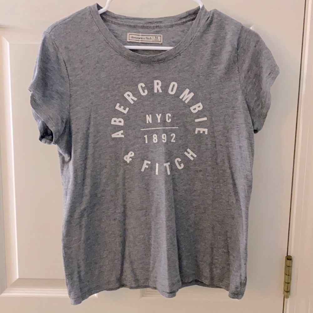 Grey t-shirt